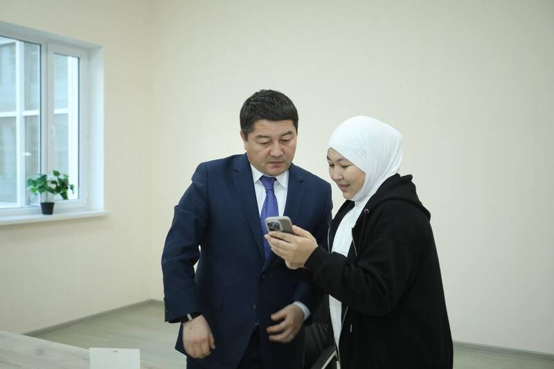 Нурдаулет Килыбай принял жителей Тупкараганского района по личным вопросам