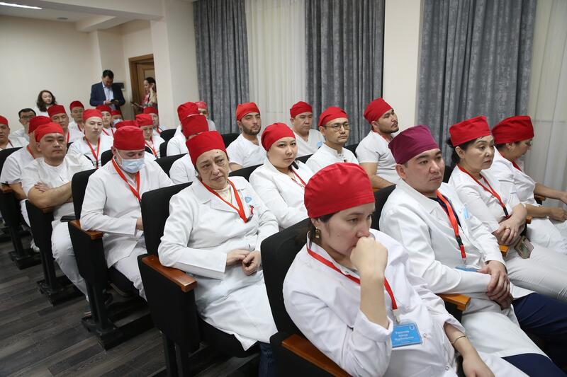 В Алматы состоялась диалоговая площадка с медицинскими работниками по вопросам конституционных изменений