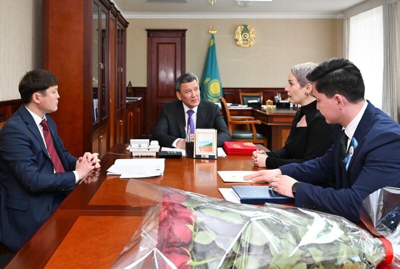 Аким СКО встретился с Ольгой Ростовщиковой