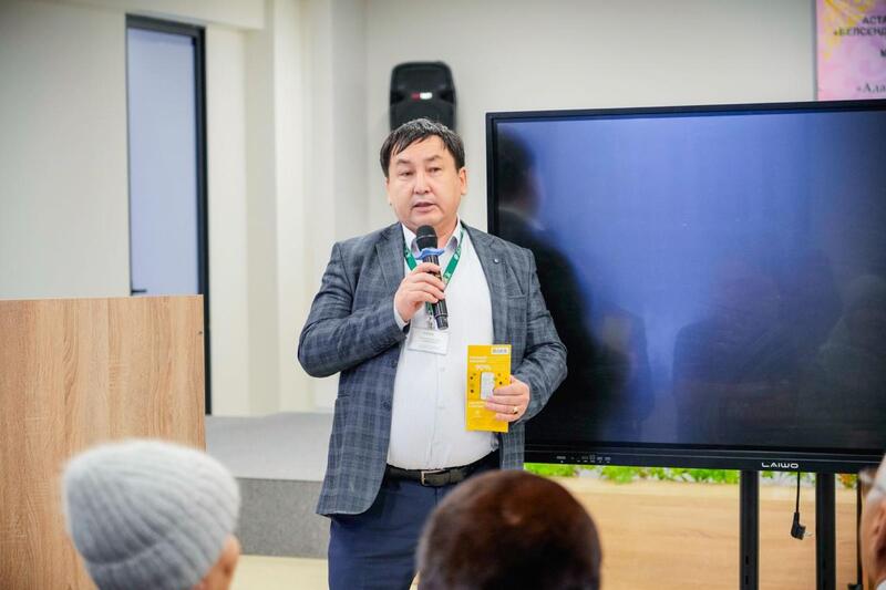 Как не стать жертвами мошенников: разъяснительное мероприятие для пенсионеров организовали в Астане