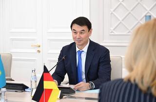 Аким Алматы Дархан Сатыбалды встретился с Президентом Бундесрата Германии Анке Релингер