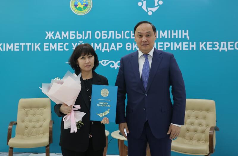 Ербол Карашукеев встретился с представителями НПО