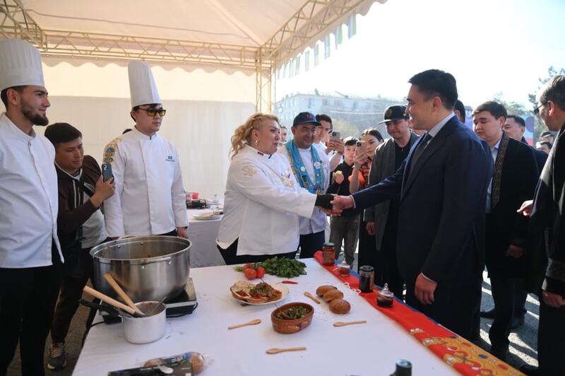 ШЫМКЕНТ: ПРОХОДИТ МЕЖДУНАРОДНЫЙ ГАСТРОНОМИЧЕСКИЙ ФЕСТИВАЛЬ «DAMDASTOUR»