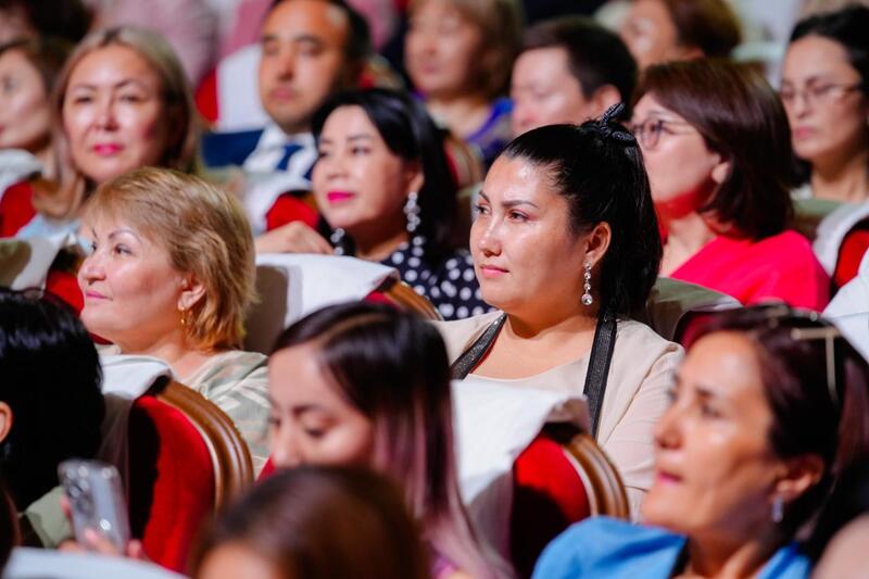 «Алтын Шипагер»: лучших медицинских работников чествовали в Астане