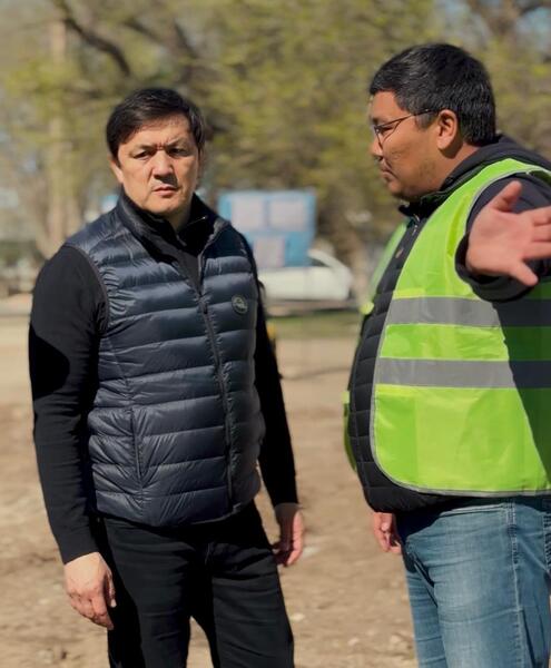 В Актобе начался ремонт дорог в старом районе Шанхай