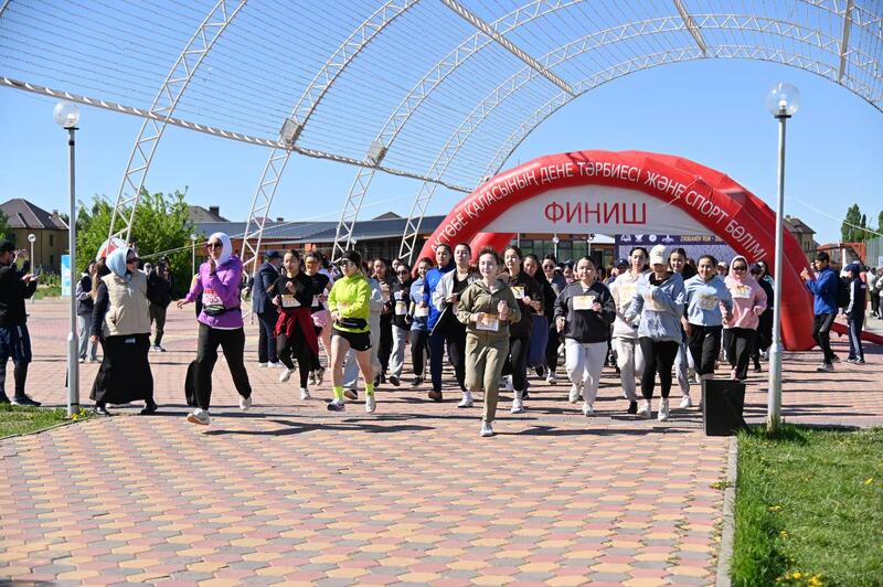 В Актобе прошёл массовый забег «Жубанов RUN», посвящённый 100-летию Алии Молдагуловой
