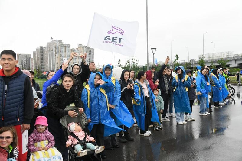 В Астане прошел благотворительный забег