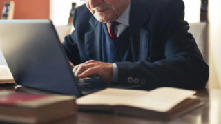 12,4 тыс. человек трудоустроены в рамках проекта «Серебряный возраст» с начала 2025 года