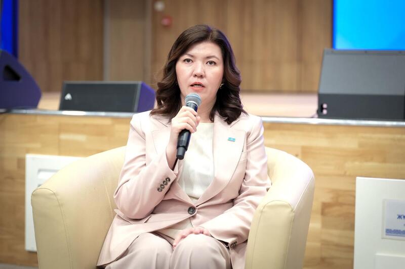 Определены направления развития проекта «Келешек мектептері»