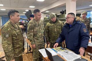 Заместитель министра обороны проинспектировал военные объекты Алматинского гарнизона