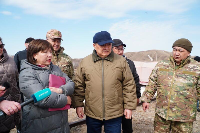 Аким Акмолинской области ознакомился с ходом противопаводковых мероприятий в г. Кокшетау