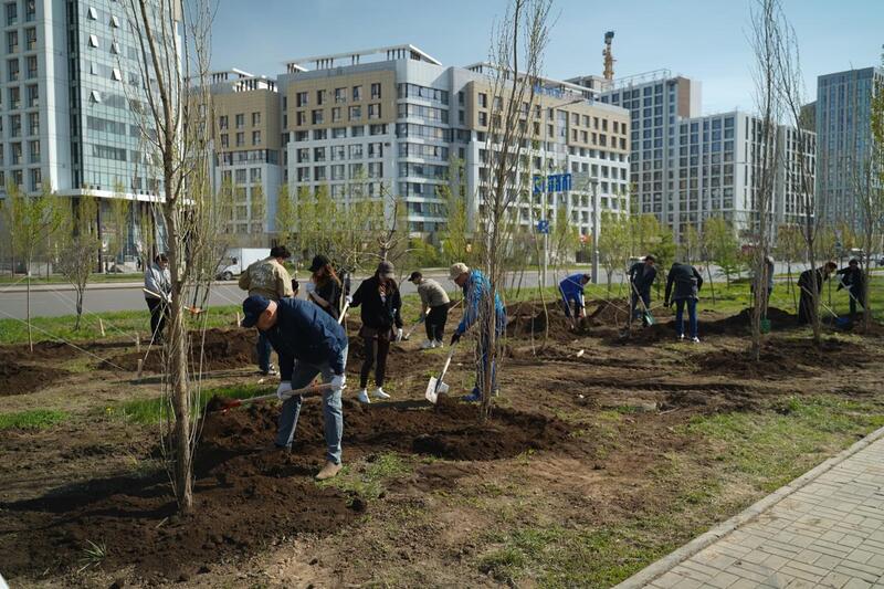 Актёры, музыканты и библиотекари объединились для чистоты столицы