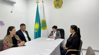 В Атырауской области вручены удостоверения кандидатам, выдвинутым по партийным спискам