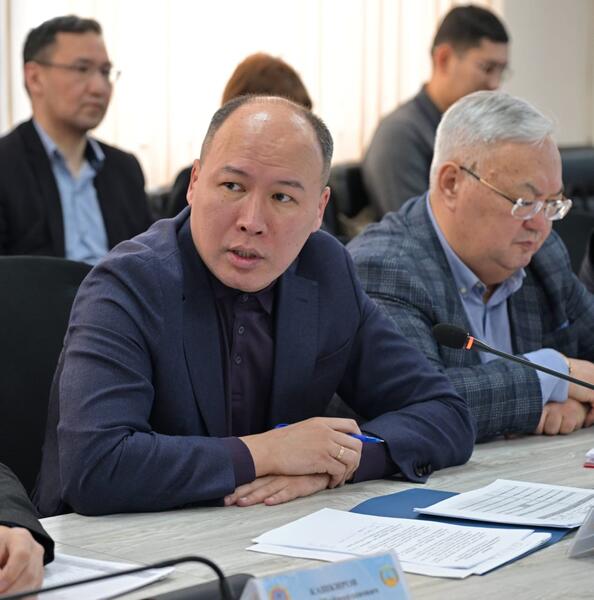 Меры по ликвидации последствий непогоды рассмотрели на заседании комиссии по ЧС