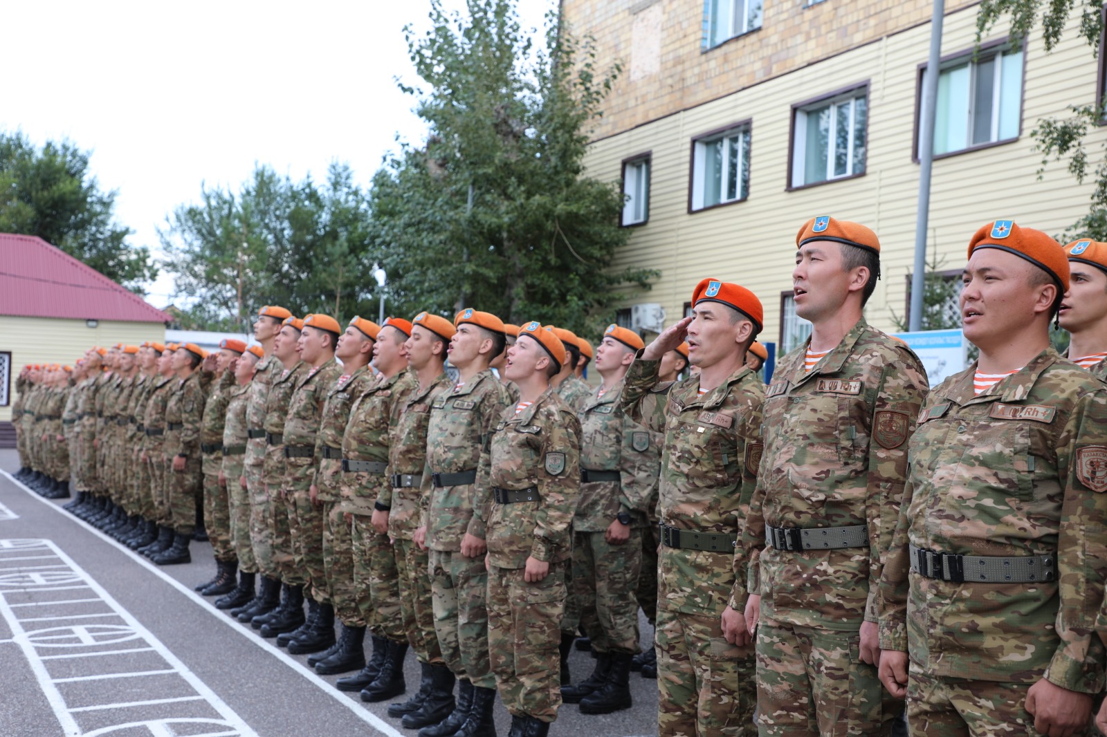 В воинской части МЧС в Карагандинской области проведен ремонт казармы
