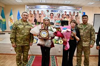 В региональном командовании «Юг» чествовали армейскую спортсменку Ангелину Лукас