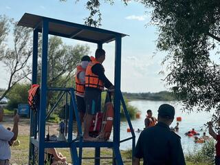 Дружинники-спасатели будут следить за безопасностью отдыхающих на водоёмах в Карагандинской области  