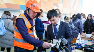 «Рабочие профессии — основа цифрового Казахстана»: директор столичного колледжа о Послании Президента