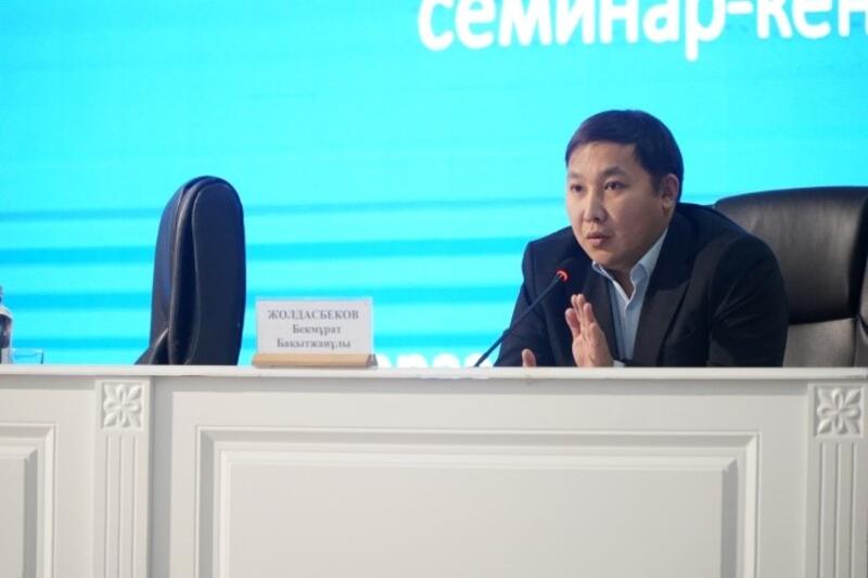 В городе Тараз проведено занятие с руководителями объектов массового скопления людей по вопросам антитеррористической защищённости