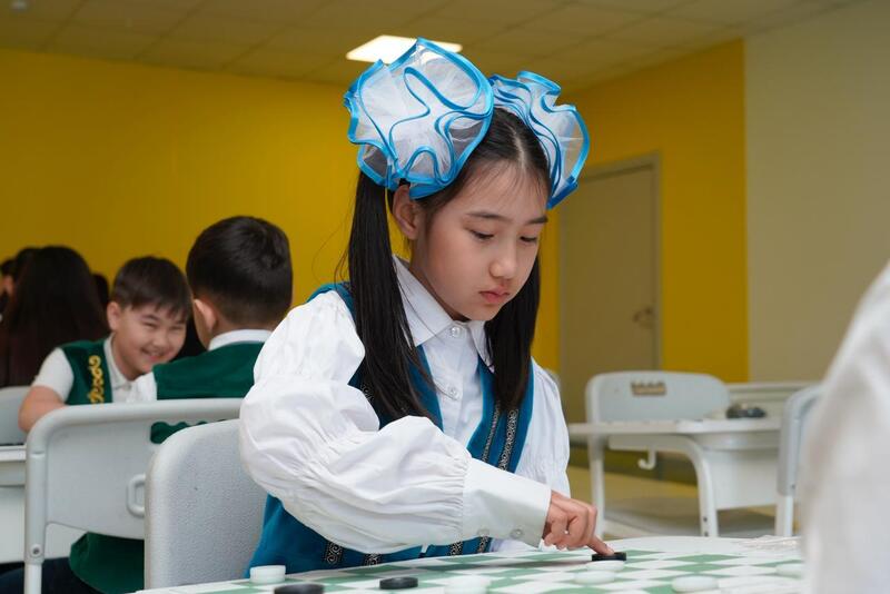 Национальная школьная лига: в Астане проходит республиканский турнир