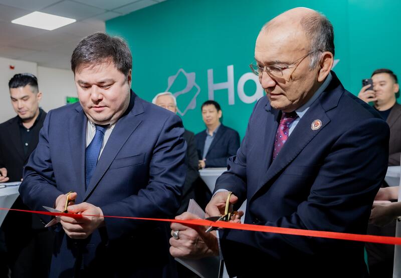 В AlmaU открылся Центр искусственного интеллекта AlmaU AI Lab