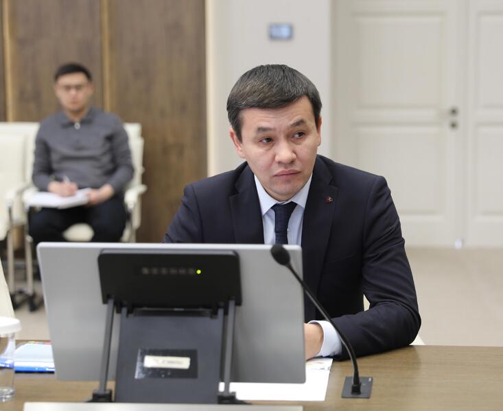 Глава региона принял акимов и руководителей управлений