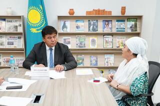 ЗАСЛУШАНЫ ОБРАЩЕНИЯ ЖИТЕЛЕЙ ТУРКЕСТАНСКОЙ ОБЛАСТИ