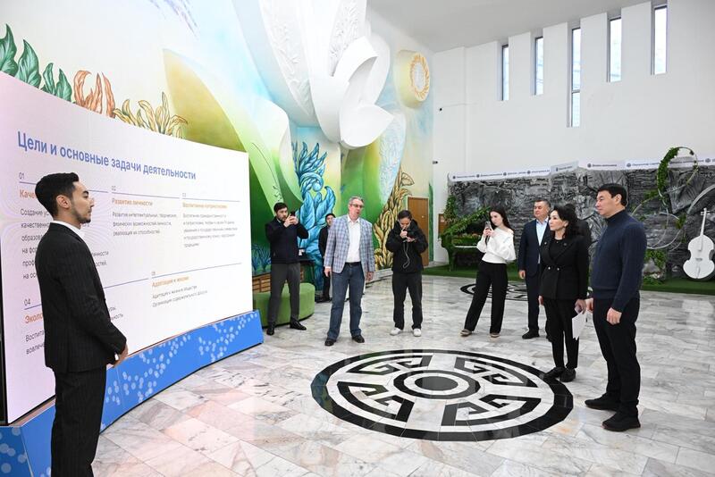 Аким Алматы Дархан Сатыбалды ознакомился с деятельностью Дворца школьников и Музея Алматы