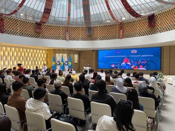 «НАРКОМАНИЯ – БОЛЕЗНЬ ВЕКА»: В ТУРКЕСТАНЕ ПРОШЛА ВАЖНАЯ ВСТРЕЧА С МОЛОДЕЖЬЮ