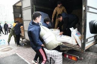 Еще две фуры с 20 тоннами гумпомощи отправили из Астаны в пострадавшие от паводков регионы