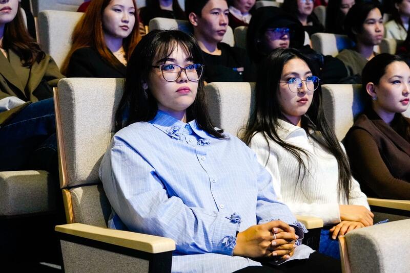 Победителей и призеров Международного конкурса творческой молодежи «Шабыт» наградили в Астане