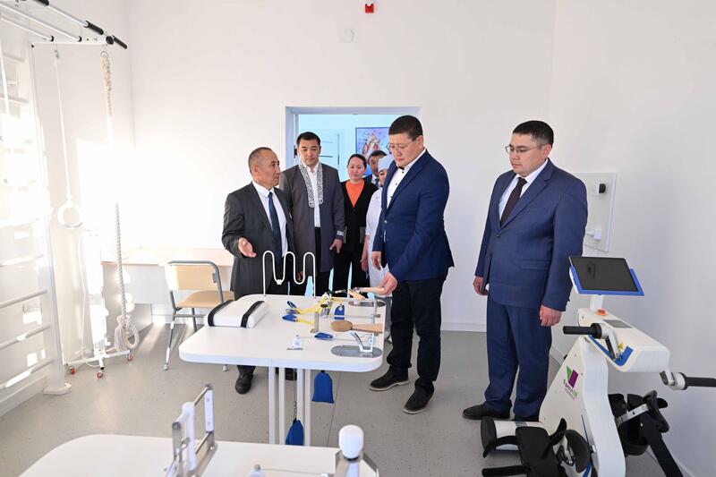 Аким области ознакомился с работой врачебной амбулатории села Саржал