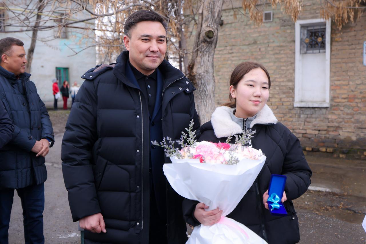 ЗЕЛЁНАЯ БАЛКА: СЕМЬИ ВЕТХОГО ЖИЛЬЯ ПЕРЕСЕЛИЛИ В ШЫМКЕНТЕ