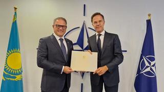 Посол Республики Казахстан вручил верительные грамоты Генеральному секретарю НАТО