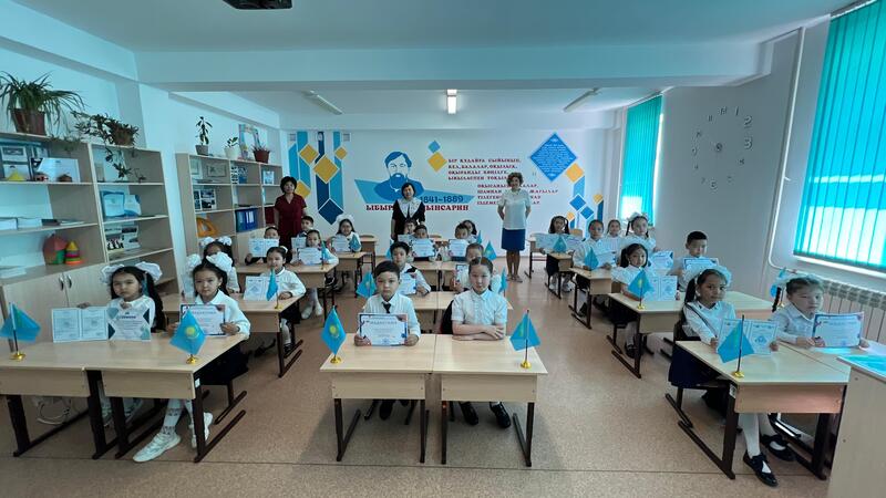 В столичных школах прошли классные часы «Білімім – Отаныма!»