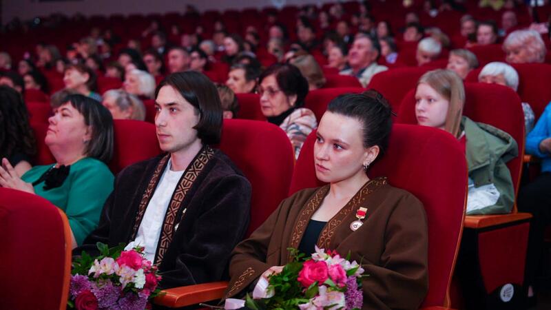 Русскому театру в ВКО исполнилось 90 лет