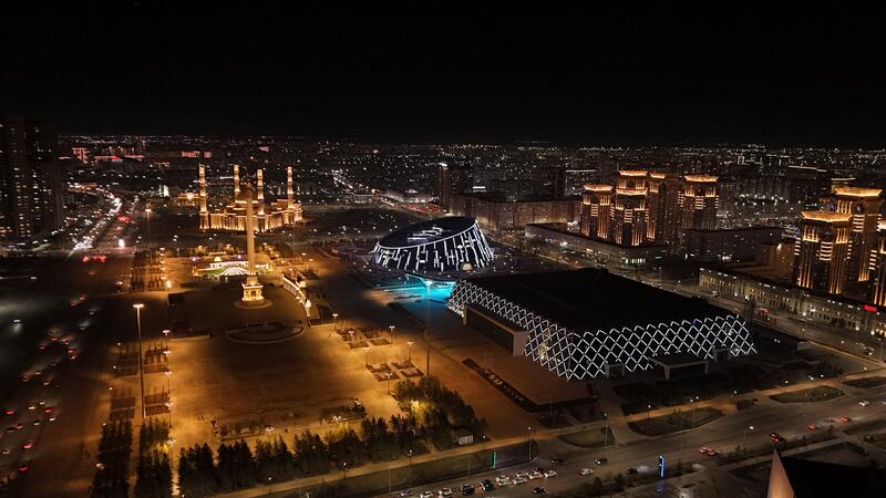 Более 50 объектов столицы поддержали акцию «Час Земли» и отключили подсветку