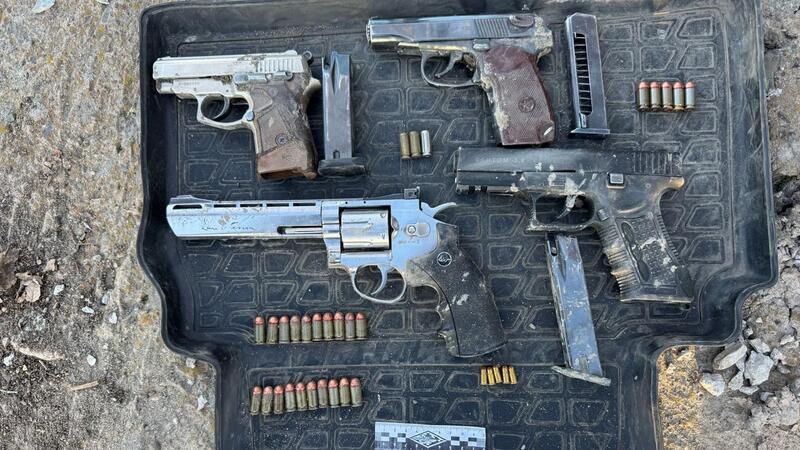 Об изъятии оружия и боеприпасов