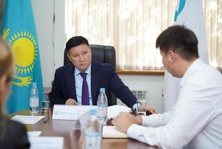ЗАМЕСТИТЕЛЬ АКИМА ТУРКЕСТАНСКОЙ ОБЛАСТИ ПРОВЕЛ ЛИЧНЫЙ ПРИЕМ ГРАЖДАН