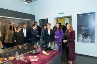 В Алматы открылась выставка, посвященная роли женщин в социально-экономической жизни современного общества