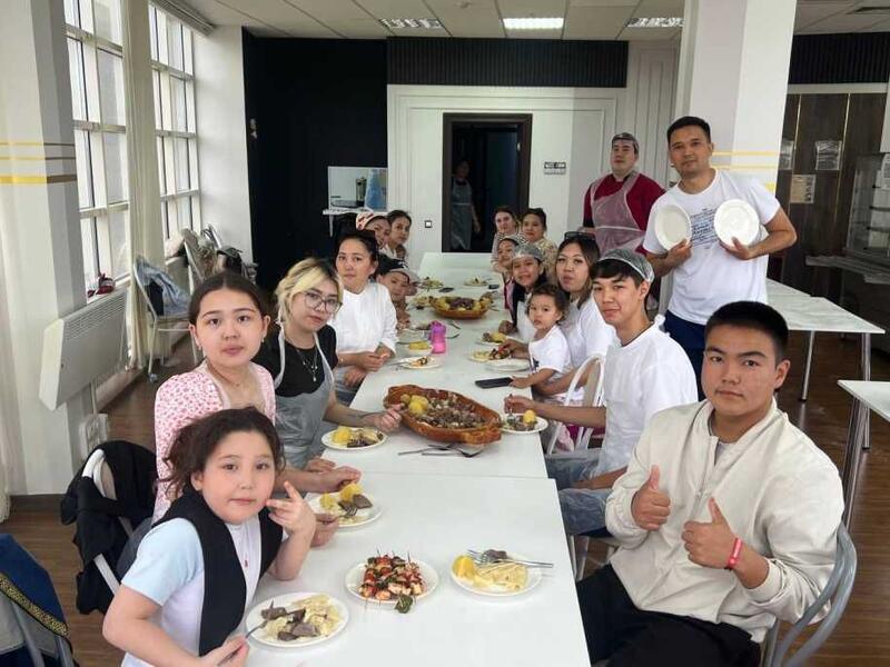 День матери: кулинарный мастер-класс для молодых семей провели в Астане