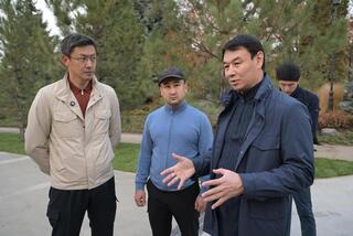 Аким города Алматы ознакомился с ходом строительства социальных и общественных объектов