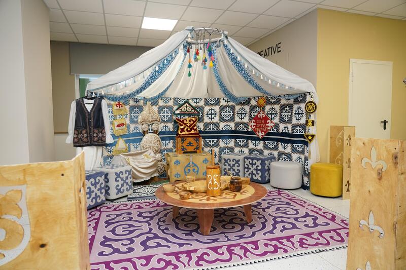 «Интеграция современных лабораторных комплексов и STEAM»: в столице прошел Республиканский научно-практический семинар