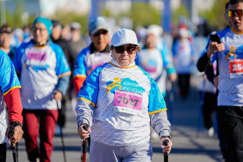 Более 3 тыс. человек приняли участие в забеге ко Дню единства