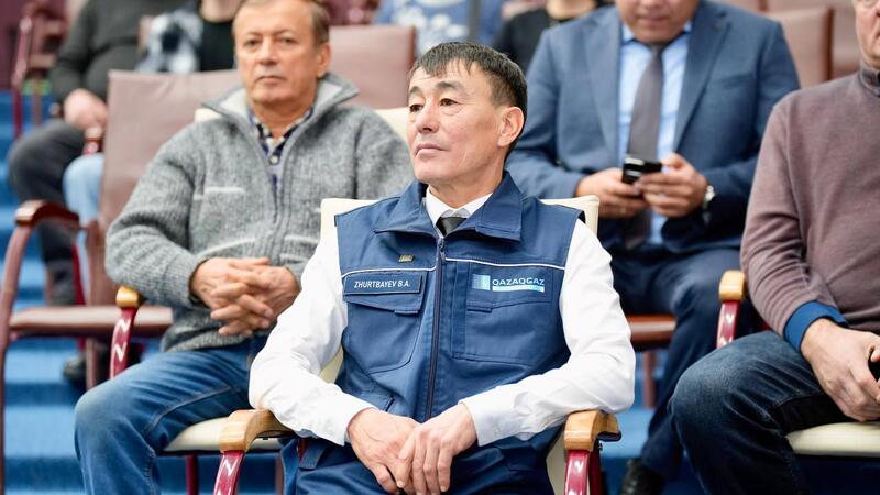 В Восточном Казахстане награждены представители энергетической отрасли