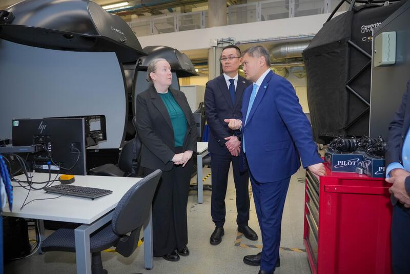 Министр науки и высшего образования РК Саясат Нурбек посетил Coventry University