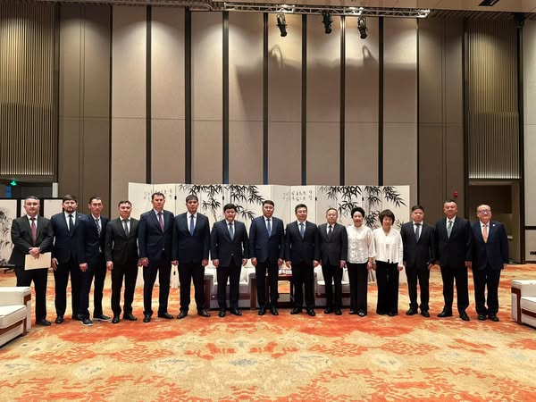 ДЕЛЕГАЦИЯ ТУРКЕСТАНСКОЙ ОБЛАСТИ ПРОВЕЛА ВАЖНЫЕ ПЕРЕГОВОРЫ В КИТАЕ