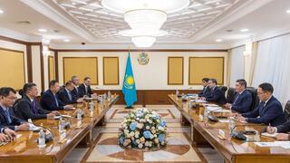 Олжас Бектенов обсудил с главой компании Zijin Mining Group Чэнь Цзиньхэ инвестиционное сотрудничество в горно-металлургическом комплекс