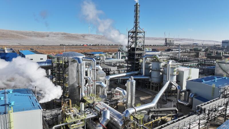 800 тысяч тонн серной кислоты в год: крупный завод запущен в Жамбылской области