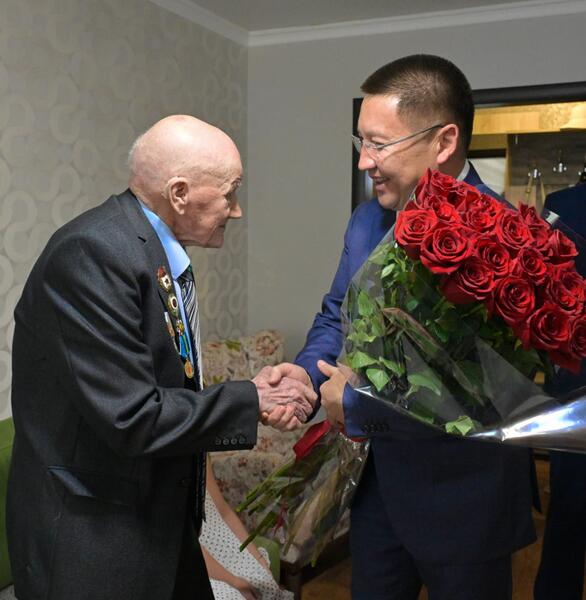 Ветеран Великой Отечественной войны Сергей Выжутович отметил 100-летний юбилей